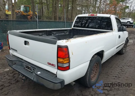 2005 GMC Sierra 1500 z USA, uszkodzony, nr VIN 1GTEC14T45Z260217
